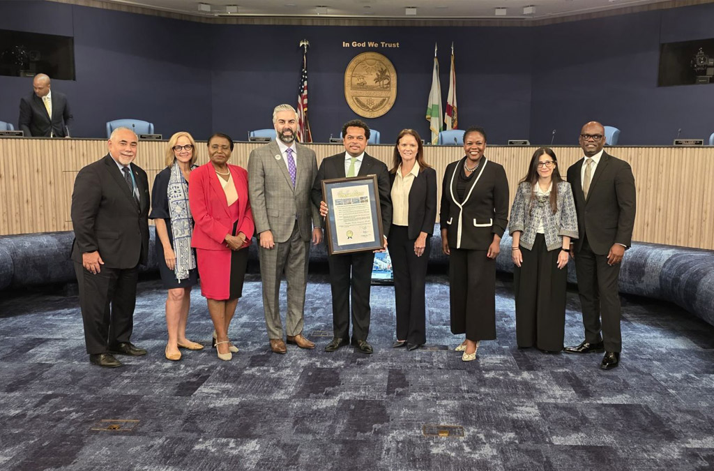 Commissioner Keon Hardemon presented a Prostate Cancer Awareness Proclamation as part of the Overtown Take Your Loved One to the Doctor campaign