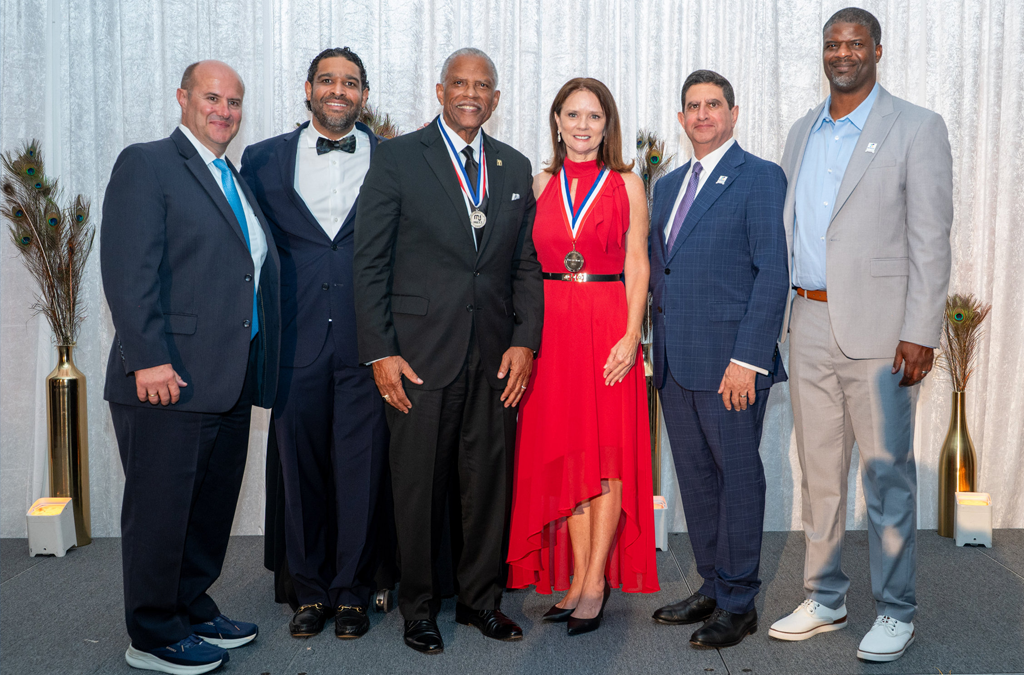 Loreen Chant, President and CEO of Health Foundation of South Florida, Honored with Mosaic Miami Silver Medallion